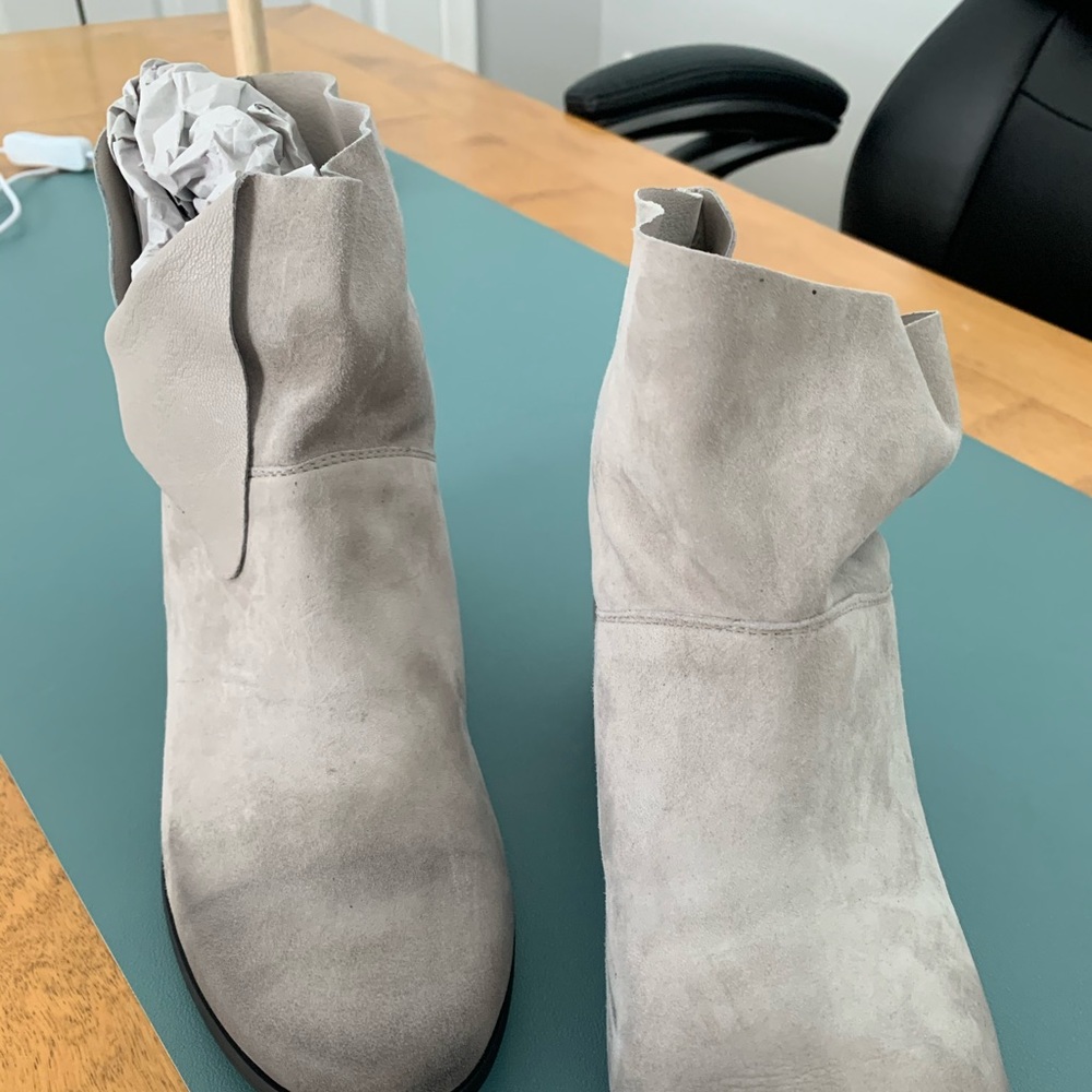 Dee Keller Ankle Boots